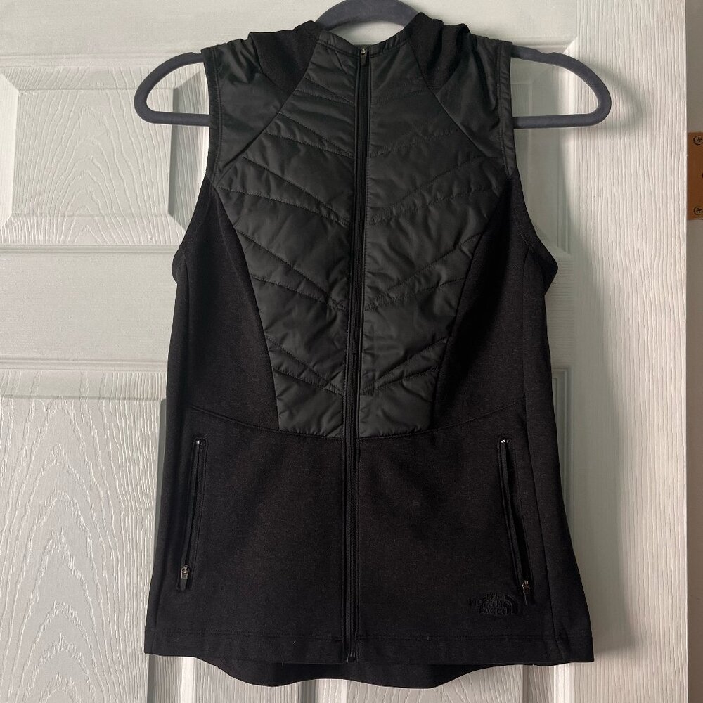North Face Women's Black Thermal/Softshell Flashdry Mountain Hoodie Vest